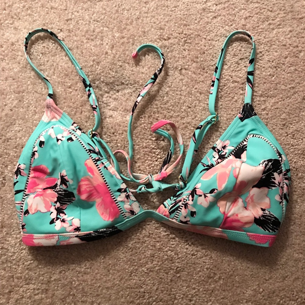 Bikini top